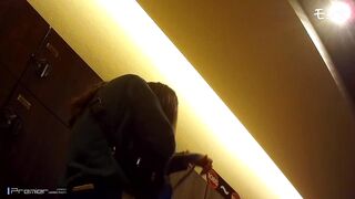プリップリの肉質とマッシュルームなような肌【モンナさんの脱衣所潜入 第19弾】 voyeur jp 170526