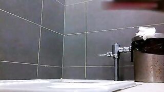 【和式トイレ】 ロリっ子たちがターゲット1 voyeur jp 170526 05