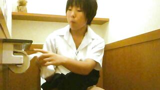 【期間限定】とあるカフェの女子トイレ風景 voyeur jp 180526