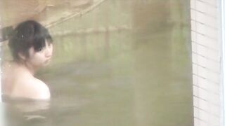 クッソかわいい姉妹・露天風呂 voyeur jp 180526