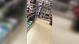 ４人のお姉さん-ママさんの逆さパンチラ動画-静止画-おまけ有り-１３１ voyeur jp 05-190526