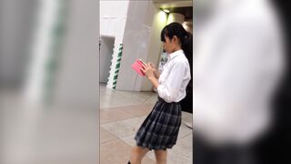 股下何cm-番外編-ガードの堅いスカート丈も難なく突破-清楚系少女の危ない隙間 voyeur jp 01-190526