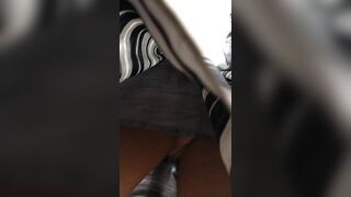２人のママさんの逆さパンチラ動画-静止画-１０４ voyeur jp 02-230526