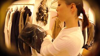店員撮り１２１-店内は暖房来てて暑かった-そんなパンストピンクなお姉さん-執拗に後ろから攻める voyeur jp 01-240526