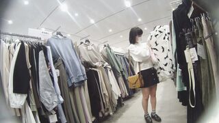 黒いネコからの贈り物-禁断の逆さ撮り4-指定便13-前-敦子似の可愛い子編 voyeur jp 01-240526
