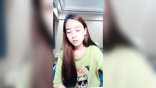 定番のキャンパスの女神[辛欣子]の人気Douyinダンス：自慰、彼女の膣から煙が出ている！ china 4