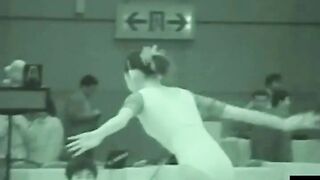 スケスケ機械体操女子 voyeur jp
