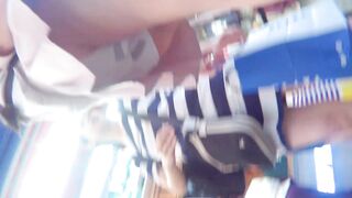 8分 股下0cmクソミニ女子 ママとお買い物 voyeur jp
