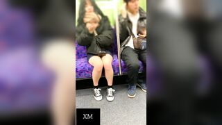 デニミニ脚組からの白 逆さも voyeur jp