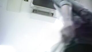 114 パン屋の店員さん03 白パンツ 黒スト 破れ voyeur jp