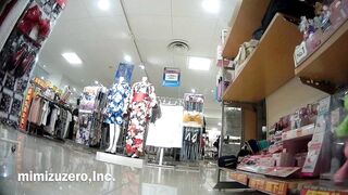 202 full hdマニア様向け制服店員トリプルパンチラ voyeur jp