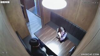 [신작] 그들은 첫 데이트에서 열정적인 키스를 나눴다. 술을 마신 후, 그녀는 격렬한 프렌치 키스를 퍼부었고, 욕정은 주체할 수 없을 정도로 korean porn vip ipcam