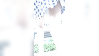 新作パンチラ盗撮 olさん 白パンツを接近撮影 voyeur jp