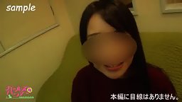 【個人撮影】すみれ２２歳 小柄娘☆寂しいと死んじゃうウサギ系ガリ細ロリっ子☆華奢なボディを軽々持ち上げられオナホ扱い！「もうやだぁっ♥」懇願するも猛烈ピストンでイカさ